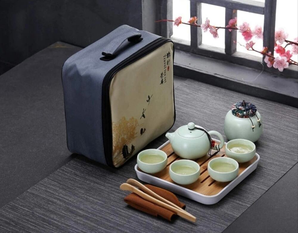 Portable Travel Ceramic Tea Set Gongfu Teapot with 4 Cups Carrying Case Gift